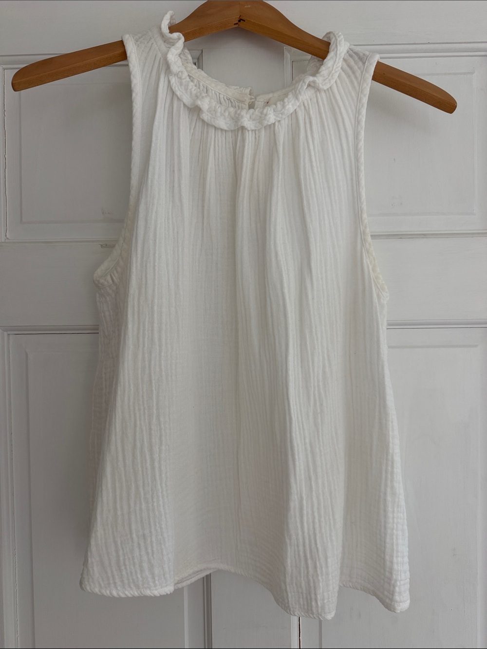 Xirena white gauze summer top